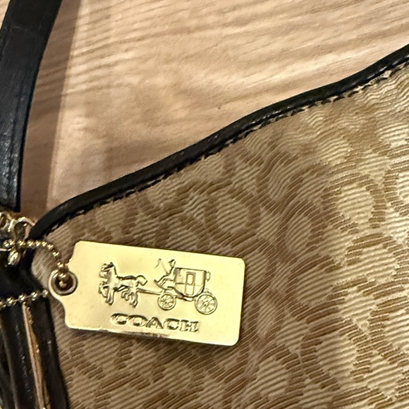 Elegant Coach Tan and Black Women's Bag - Picture 2 of 13